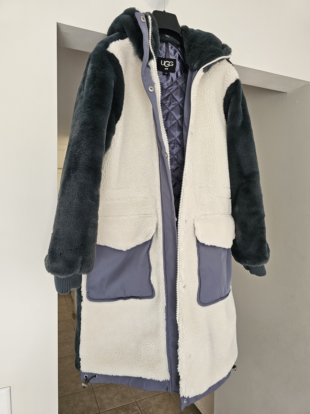 UGG Hooded Faux Fur Colorblock Coat Jacket 1120638 Women’s XS